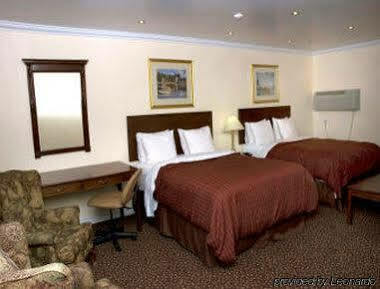 Knights Inn Kingston Eksteriør billede